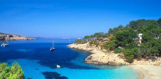 travel-guide-Ibiza